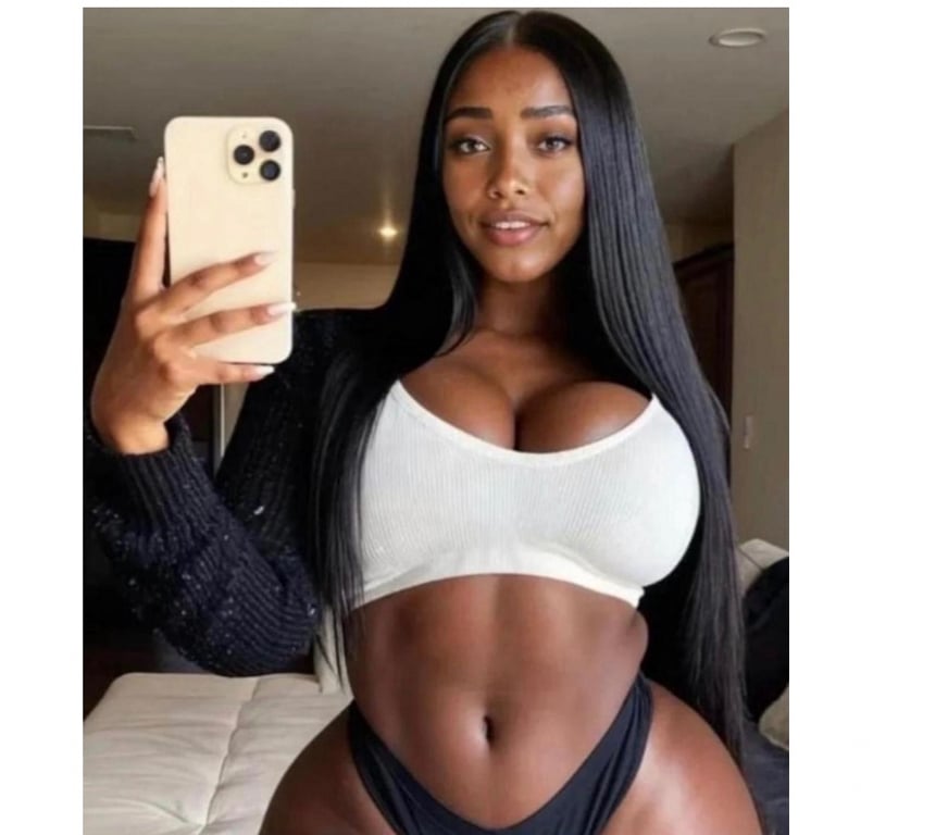 Escorts Warrington Warrington Town Centre - Warrington - Photos for Sexy and dazzling Latin party. Complete girlfriend experienc
