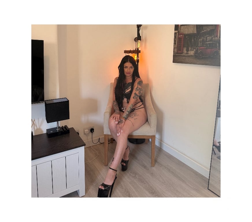 Escorts East London Redbridge - Photos for 💯VELL💯HOR*NY GIRL🔥BEST OWO🔥NEW HERE☎️