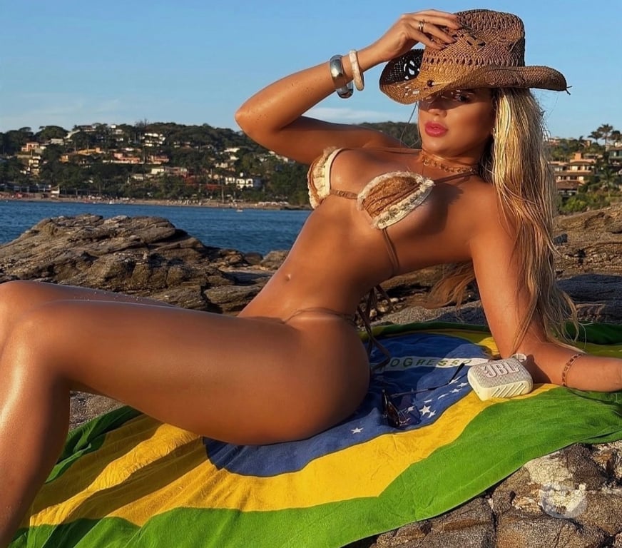 Escorts Hull Hull City Centre - Hull - Photos for Beautiful Brazilian Girl 🇧🇷 Party
