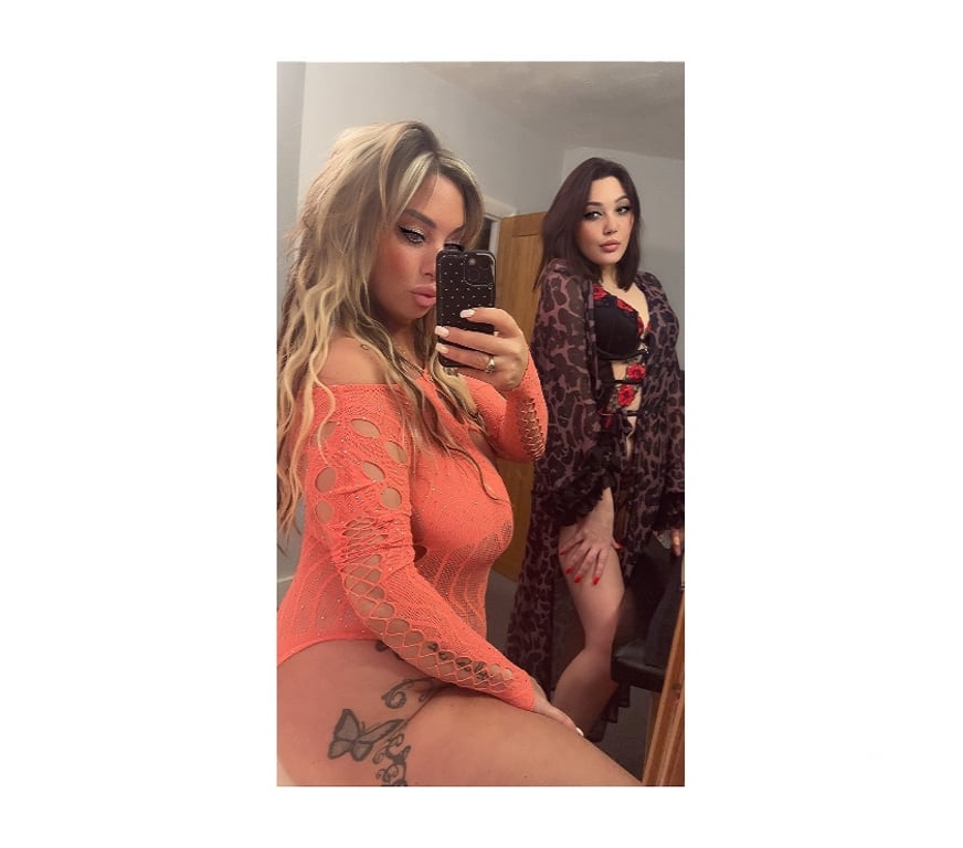 Escorts North London Edmonton - North London - Photos for DUO GIRL EROTIC MASSAGE 👯‍♂️🔥FEET FETISH👿DOM