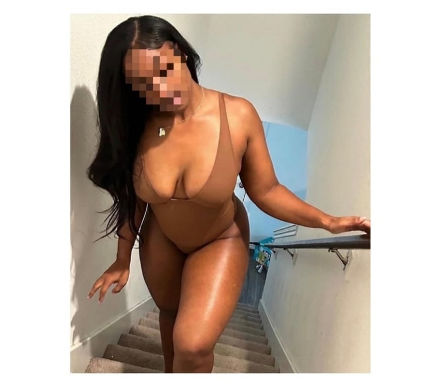 Escorts Bristol Bristol City Centre - Bristol - Photos for TWO ELEGANT AND SEXY LADIES💋READY FOR YOU💋