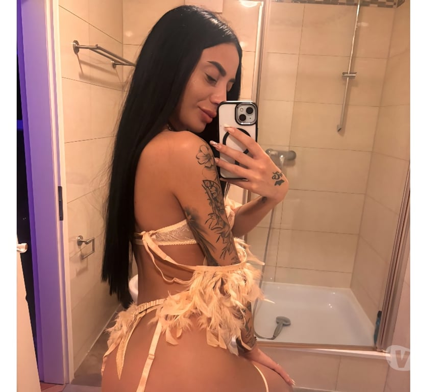 Escorts Lancashire Preston - Photos for Monica😍PARTY GIRL🥂 BEST SERVICE🔝OUTCALL