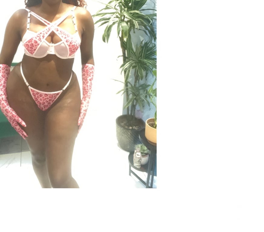 Escorts Falkirk Grangemouth - Falkirk - Photos for Ebony hot body no rush service