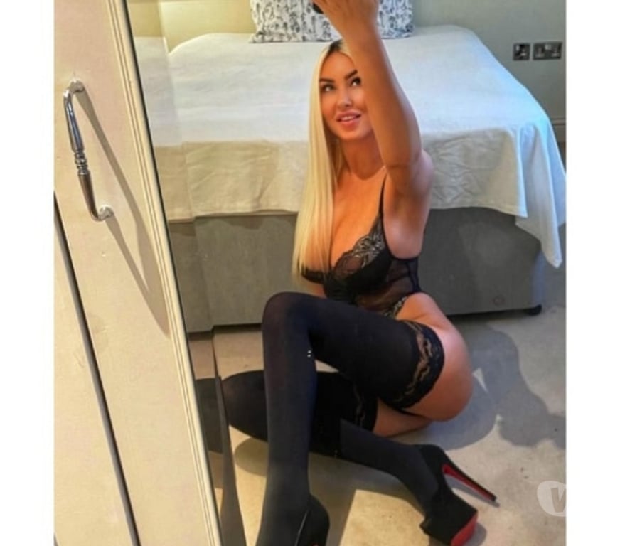 Escorts Merseyside Wirral - Photos for Only outcall 😍🥳 Party girl