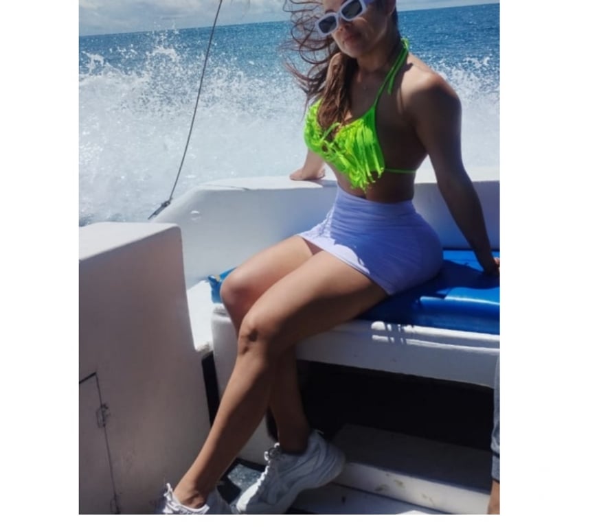 Escorts Greater Manchester Bury - Photos for Latina 🇨🇴 sexy sweet real photos relaxing massage
