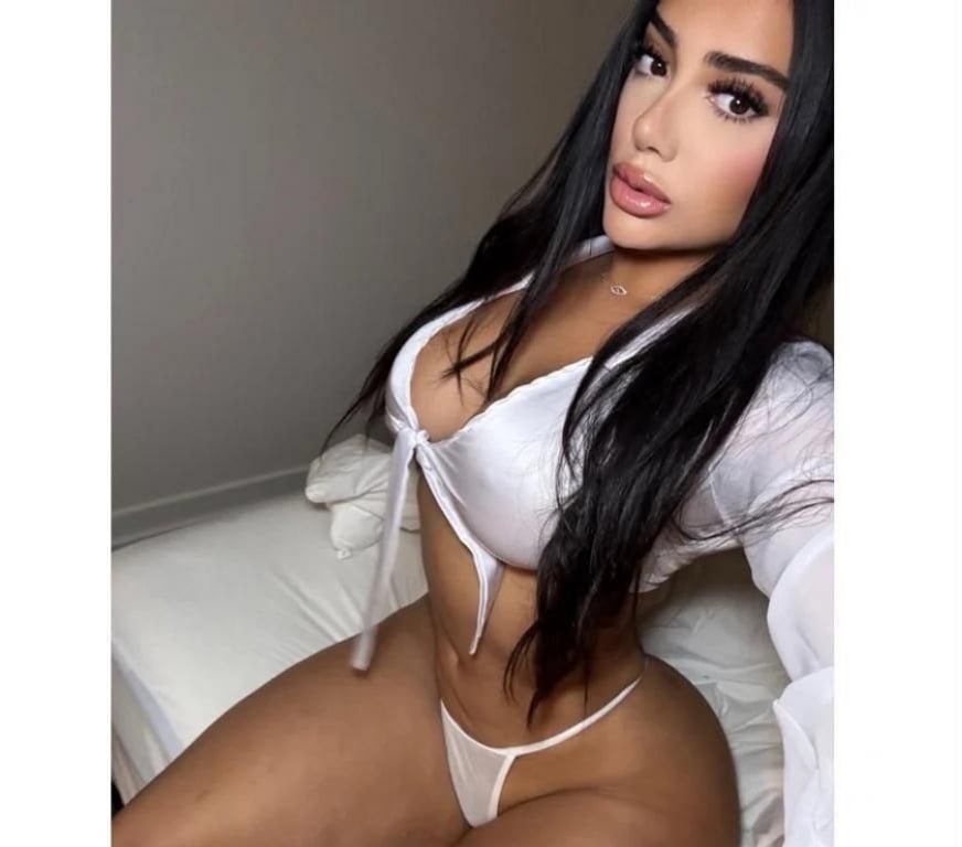 Escorts Nottinghamshire Nottingham - Photos for New Glamour Beautiful Girl ♥️💋🍷
