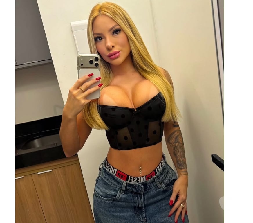 Escorts Essex Thurrock - Essex - Photos for Stunning Slim Blonde 🇧🇷 🥂Petite & Friendly