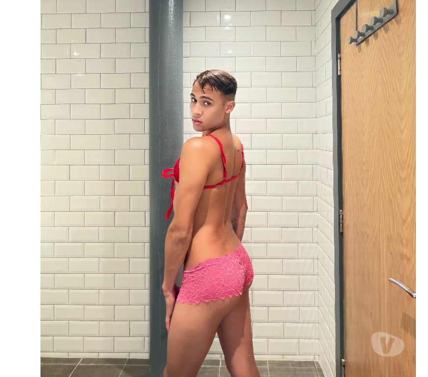 Trans Escorts West Yorkshire Leeds - Photos for Feemboypretty 🎉🔥
