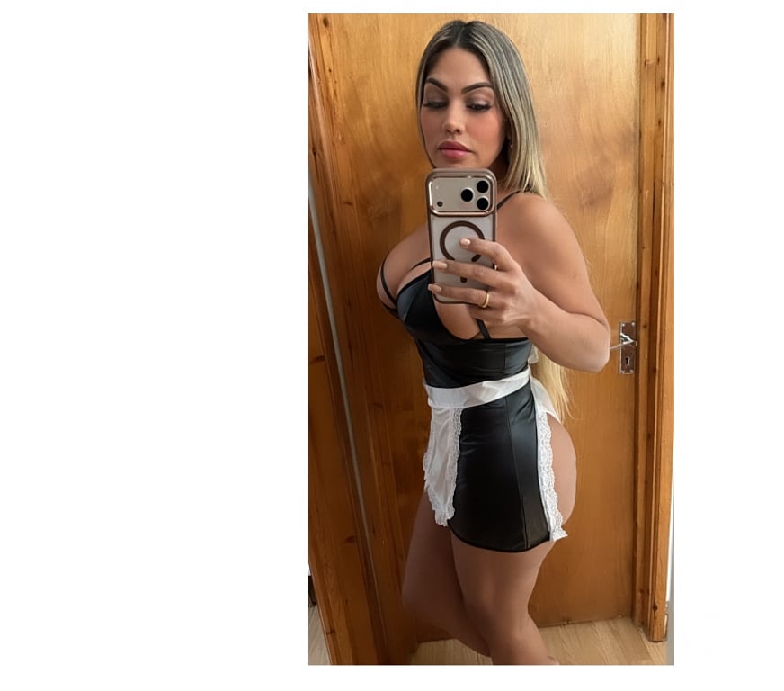 Escorts Surrey Woking - Photos for 🔥Bella Brazilian Party Girl 🔥