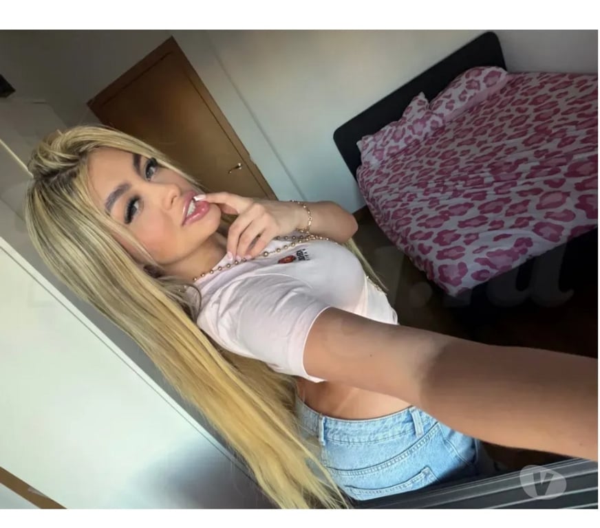 Escorts South East London Bromley - Photos for 🥰Karina party 🎉girls new in town no rush 🥰