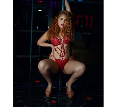 Photos for GINGER ALINA • NEW IN TOWN • REAL GIRL