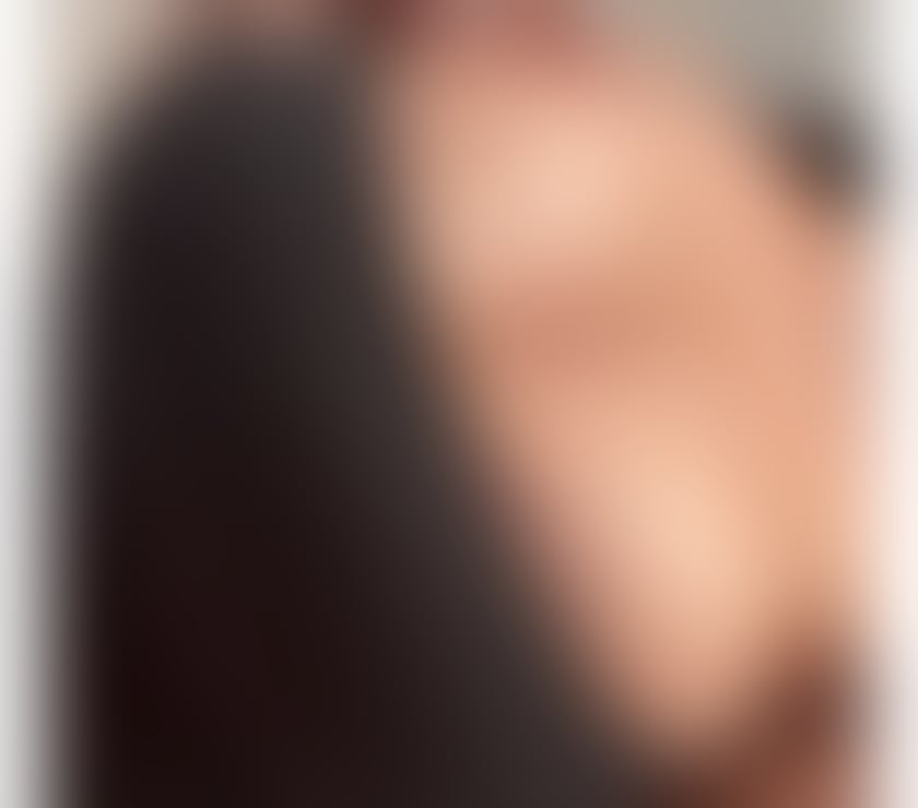 Escorts Canary Wharf East London - Photos for British busty Jess