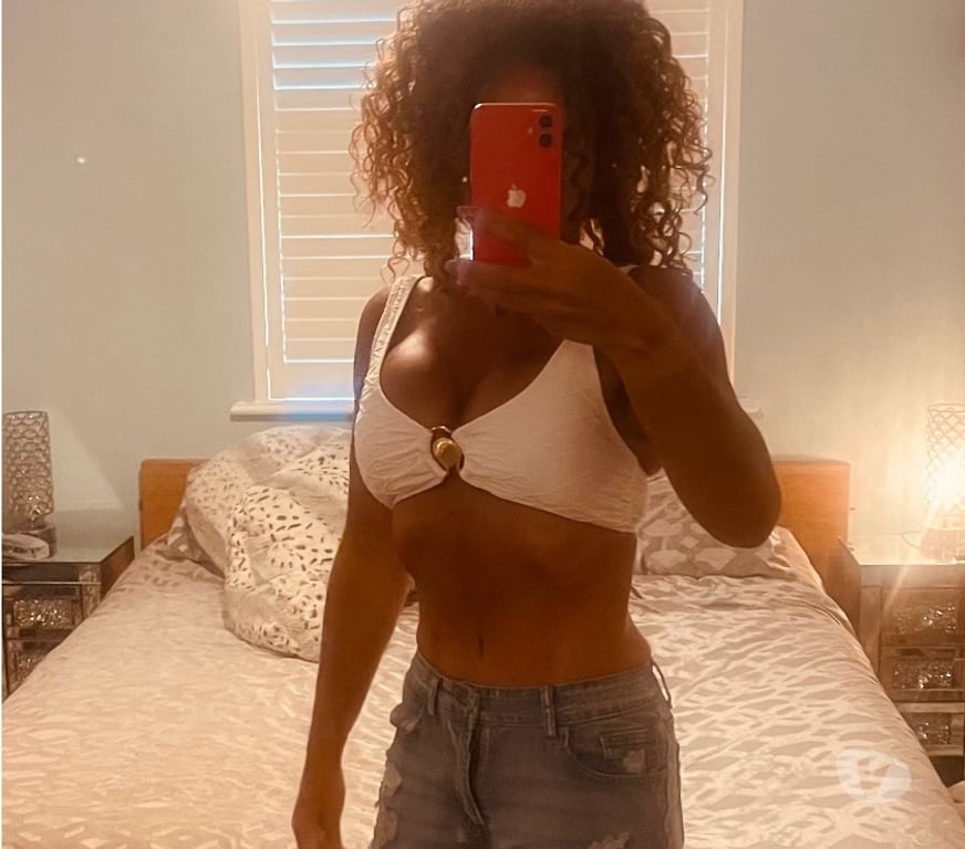 Escorts Hampshire Portsmouth - Photos for Busty Slim Mixed Race Lady In Portsmouth This Week