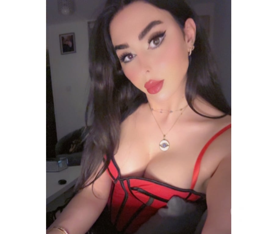 Trans Escorts West London Paddington Station - West London - Photos for Ts Lili💄 super hot and feminine 🫦