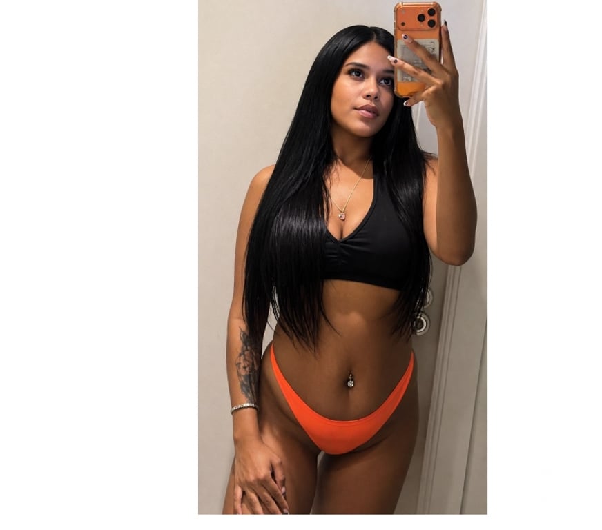 Escorts South East London Croydon - Photos for India Brasilian 😝100% natural i love party🥳