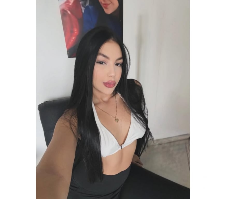 Escorts Oxfordshire Oxford - Photos for 💋🍓SWEET GABY THE BEST PARTY GIRL IN TOWN🌶️