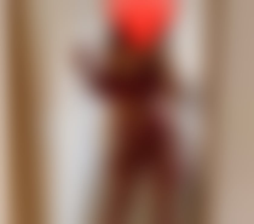Escorts Cornwall Penzance - Cornwall - Photos for Evelin ,lovly party girl clean and sensual .Penzance