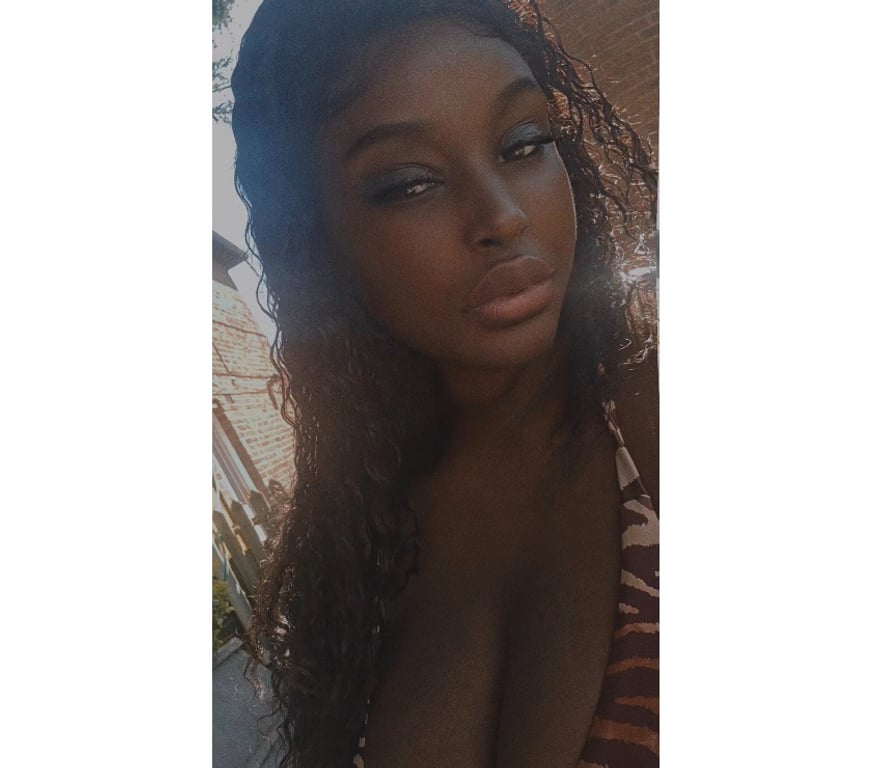 Escorts Staffordshire Stoke-on-Trent - Photos for Dark chocolate *BBW NEW IN TOWN*