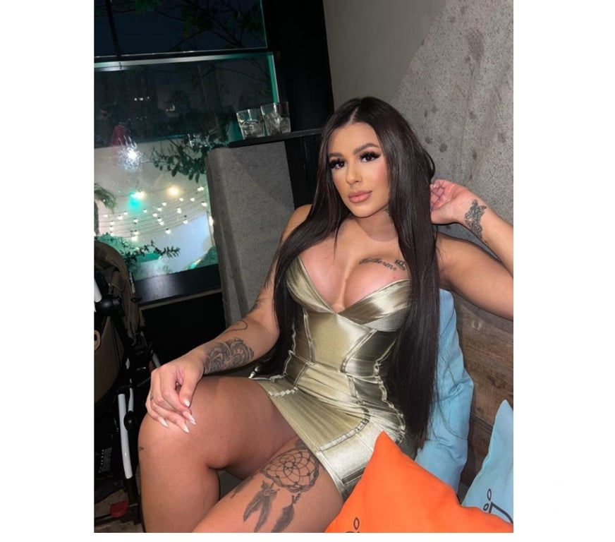 Escorts West London Hounslow - Photos for SEXY NAIARA HIGH CLASS 🇧🇷PARTY GIRL🌼🌼