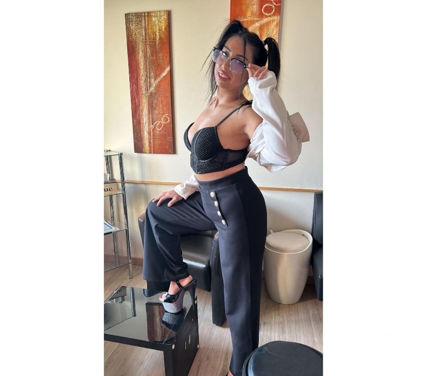 Escorts Shropshire Barnsley - Shropshire - Photos for Bella best in town