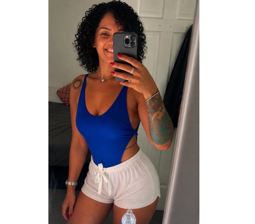 Escorts Hull Hull City Centre - Hull - Photos for brunette with a big butt, I’m new in town. 🍯