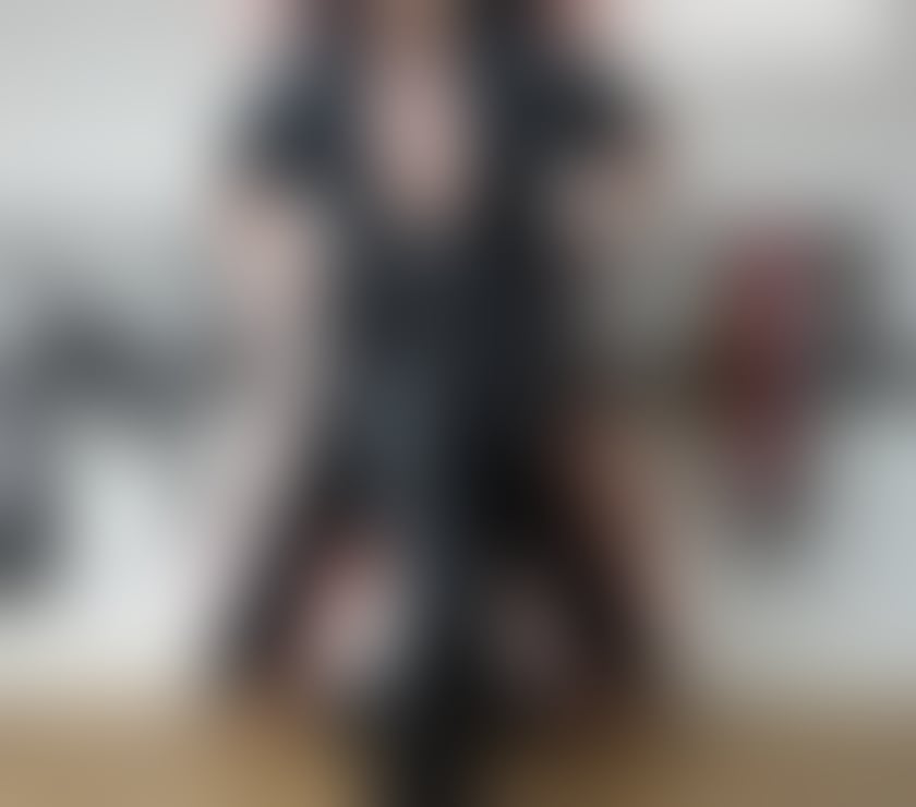 Escorts Buckinghamshire Milton Keynes - Photos for Divine Domino Busty Dominatrix in Central Milton Keynes