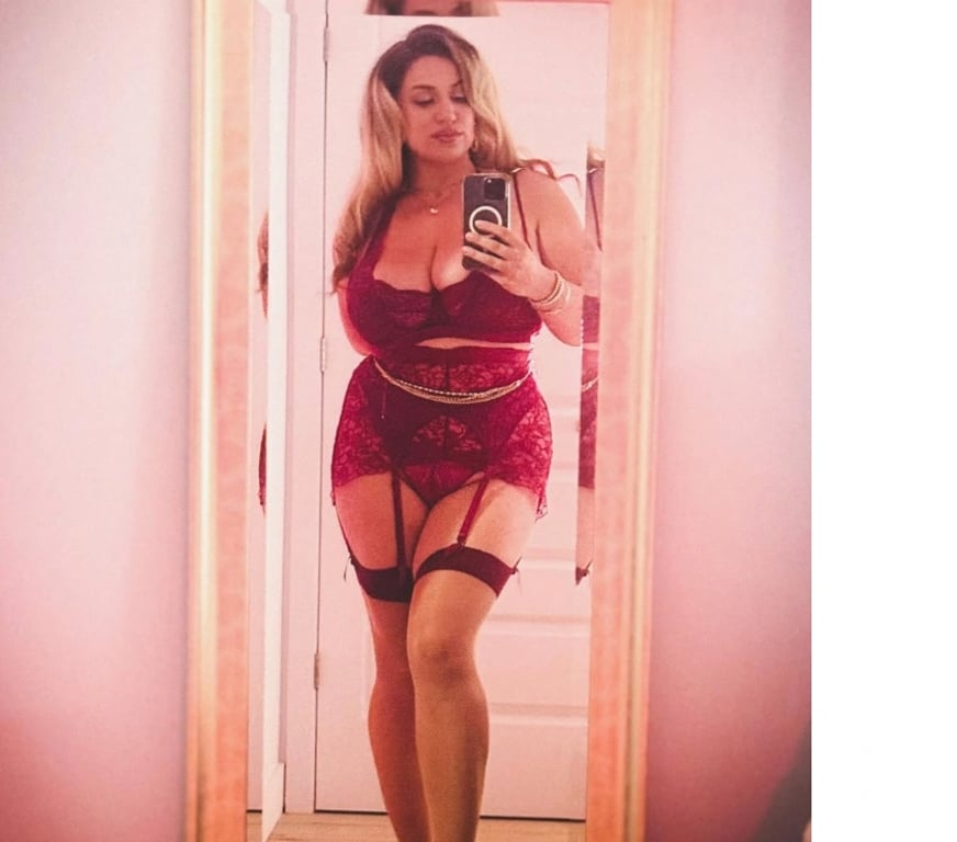 Escorts North London New Southgate - North London - Photos for THE BEST PARTY MILF🥳NO RUSH