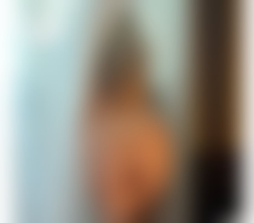 Escorts West London Hillingdon - Photos for Busty Laura in Heathrow ❤️ Milf ❤️