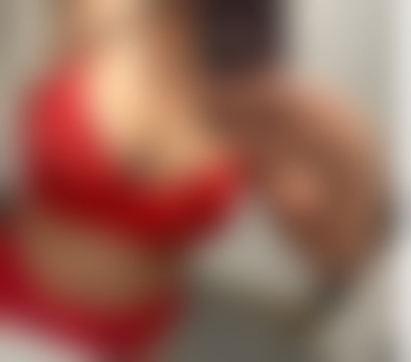  Escorts Grimsby North East Lincolnshire - Photos for New in Town sevice the best Incall and outcall party