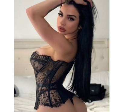  Escorts Woking Town Centre Woking - Photos for Genifer 👑💋 party girl🥂💎outcall ✅️