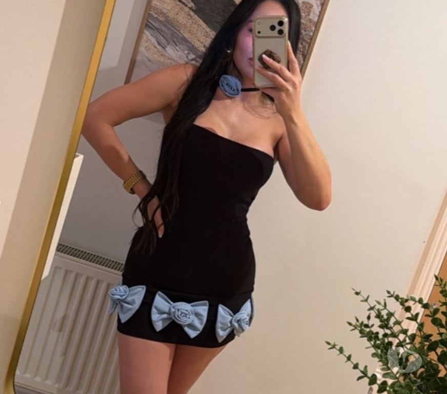 Escorts North West London Harrow - Photos for ⭐NEW IN HARROW ✨PARTY GIRL 🍾🥂 SEXY AND KIND ❤️