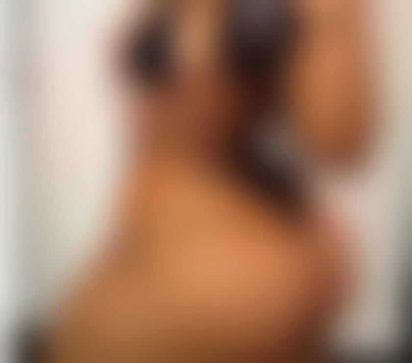 Escorts New Moston Manchester - Photos for MAGGIE HOTT SENSUAL MASSAGE