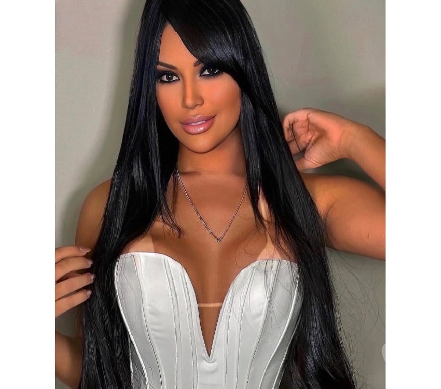 Escorts East London Stratford - DLR Station - East London - Photos for 🔥 HOT BRAZILIAN, SENSUAL AND IRRESISTIBLE 🇧🇷