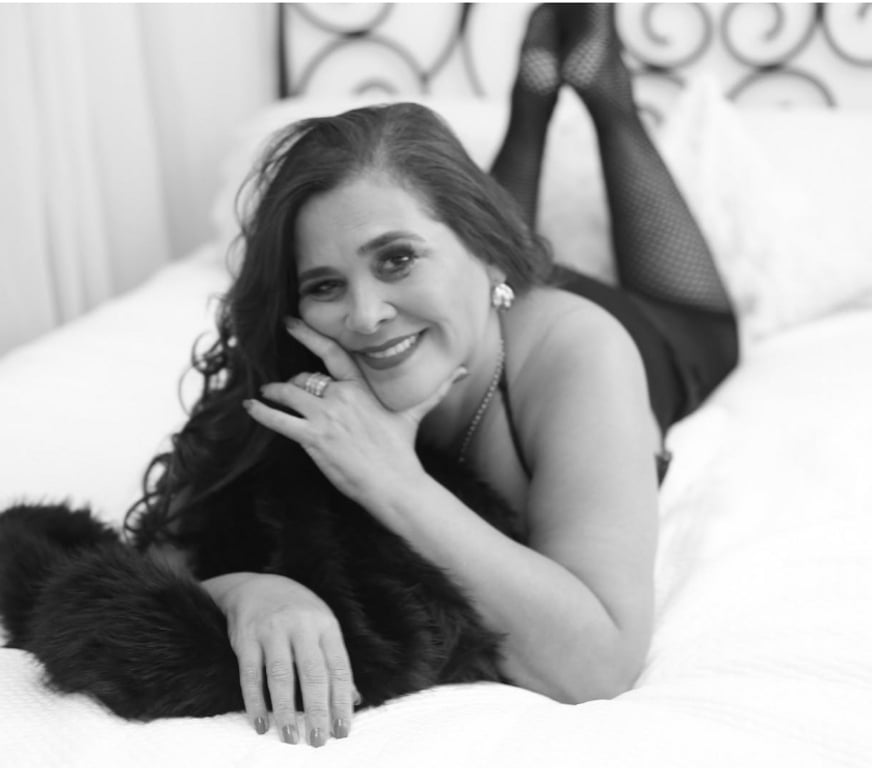 Escorts Bristol Bristol City Centre - Bristol - Photos for Mel Curve Latina in Bristol