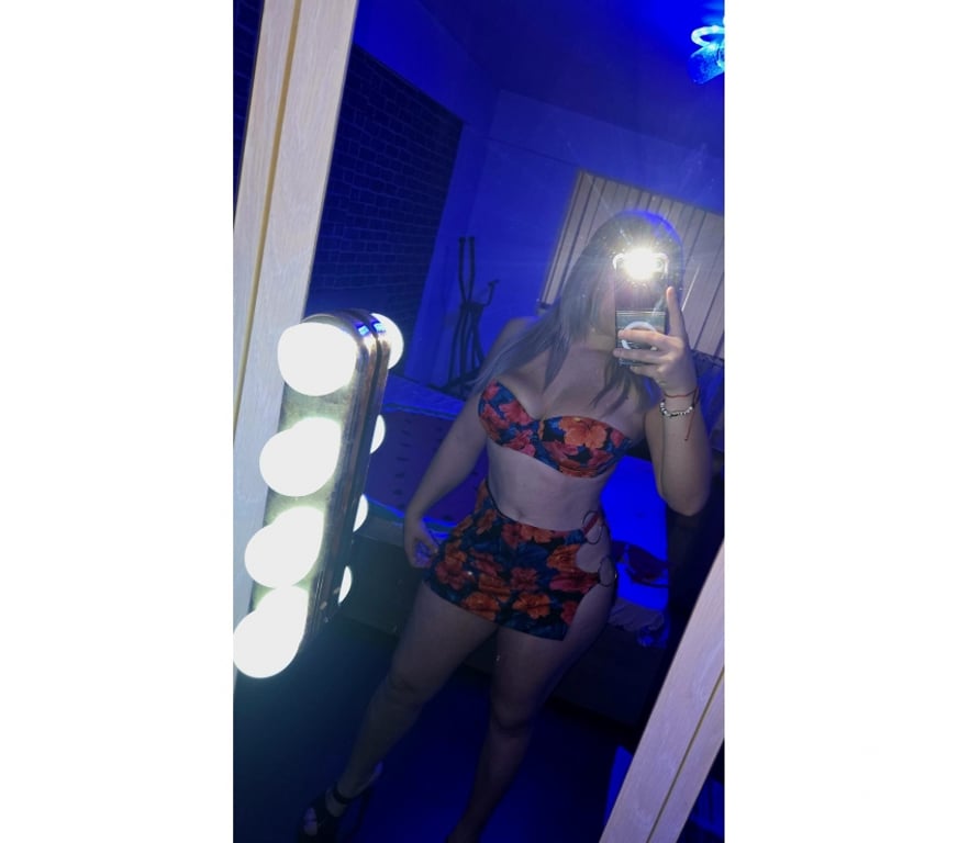 Escorts Norfolk Norwich - Photos for 🆂🆄🅿🅴🆁 🅷🅾🆃 ꧁𓊈𒆜HOT BLONDE𒆜