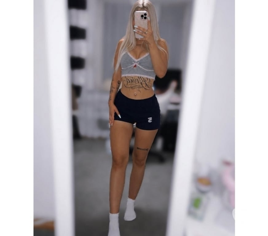 Escorts Wiltshire Swindon - Photos for New Girl just arrived 😍