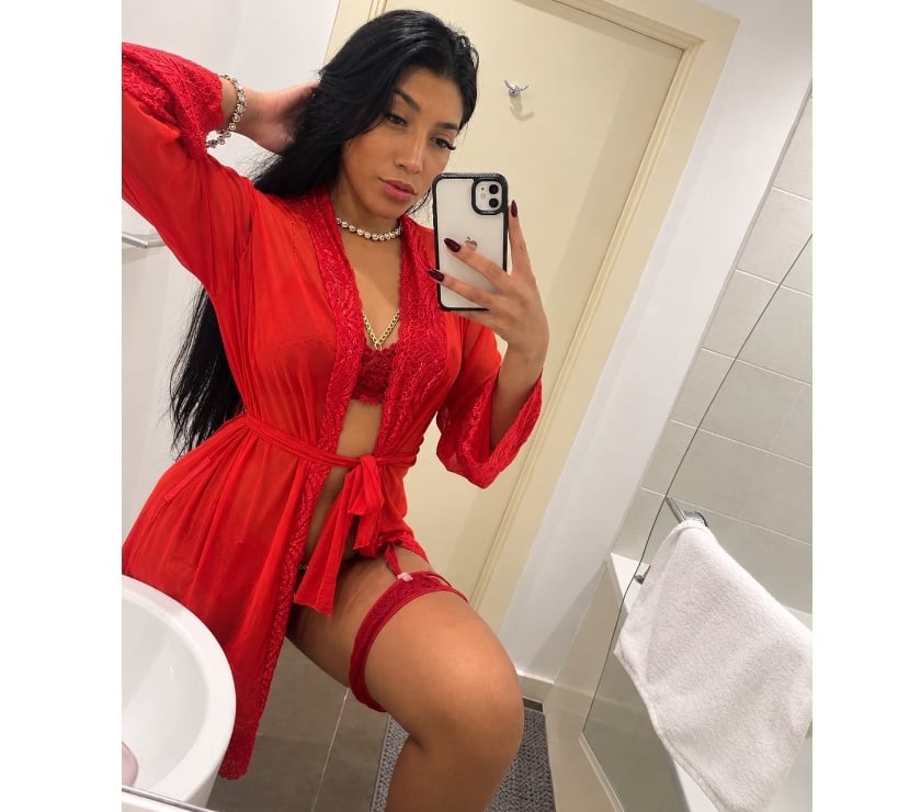 Escorts West Yorkshire Leeds - Photos for Kelly GFE 🇧🇷❤️‍🔥 BIG ASS 🍑