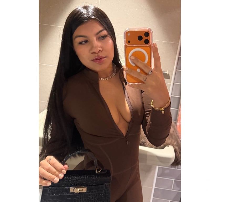 Escorts West Northamptonshire Northampton - West Northamptonshire - Photos for brunette 🇧🇷natural 💯 real