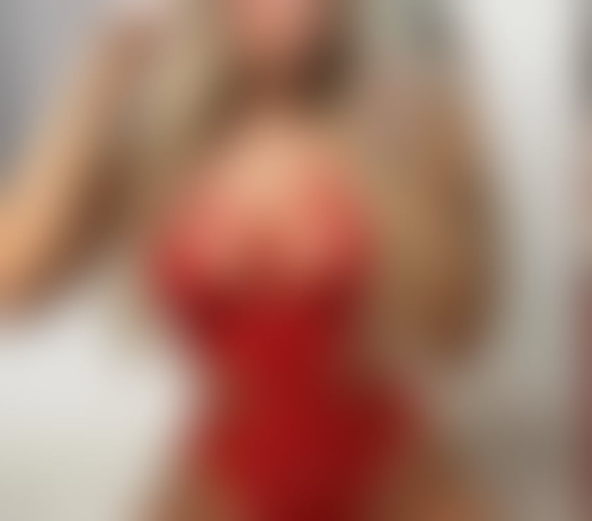Escorts West Midlands Birmingham - Photos for Sexy new in town blonde latino 💯 really party 🥂