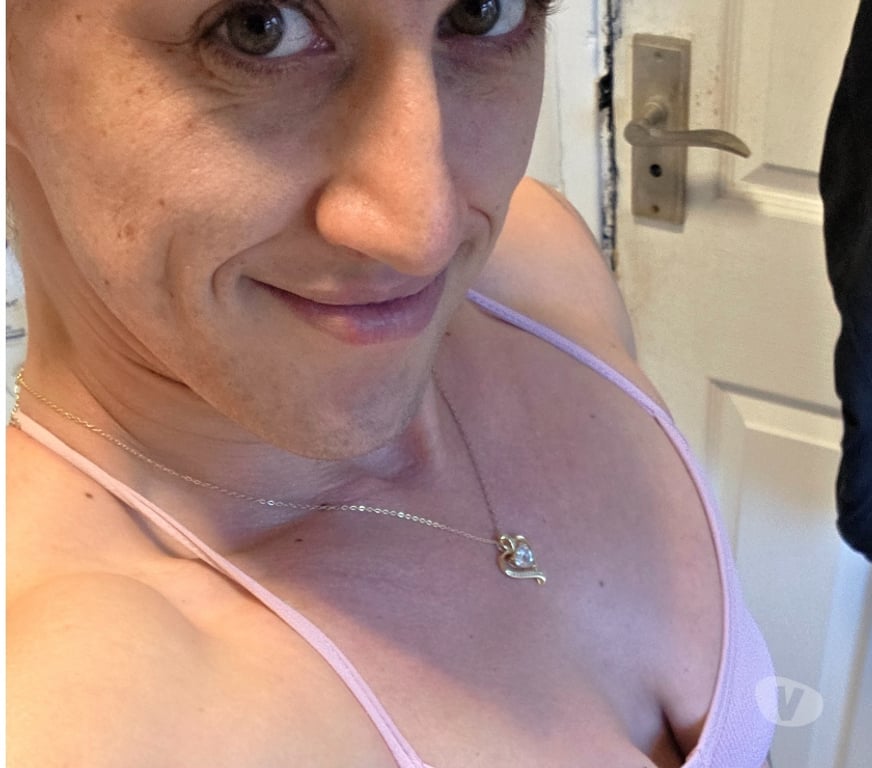 Adult Entertainment Staffordshire Stafford - Photos for Simply Grace Fit British Babe Ready to Chat, Meet