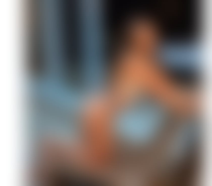 Escorts Surrey Woking - Photos for HOT Bella Brazilian best service🇧🇷 pararty girl 😍
