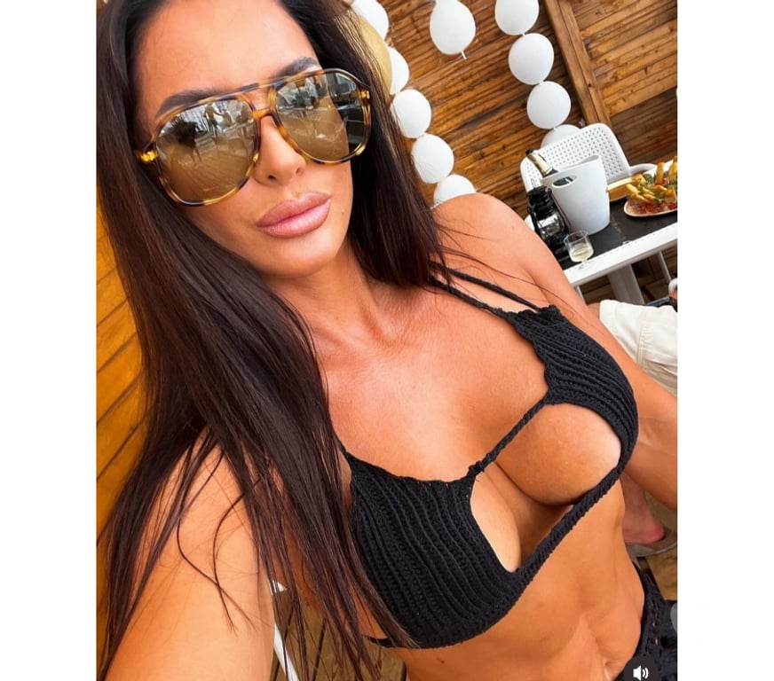 Escorts Kent Ashford - Photos for ⭐ HIGHCLASS 🇧🇷 PERFECT PARTY GIRL 🇧🇷