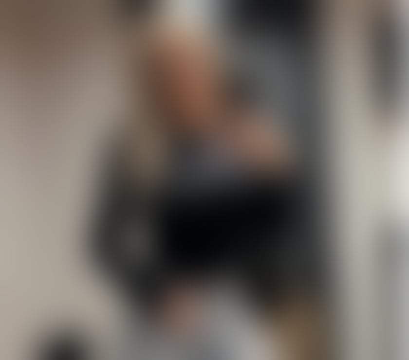 Escort Wakefield City Centre Wakefield - Photos for 💦NEW IN TOWN💦NO RUSH💯ELEGANT&FUN🤍