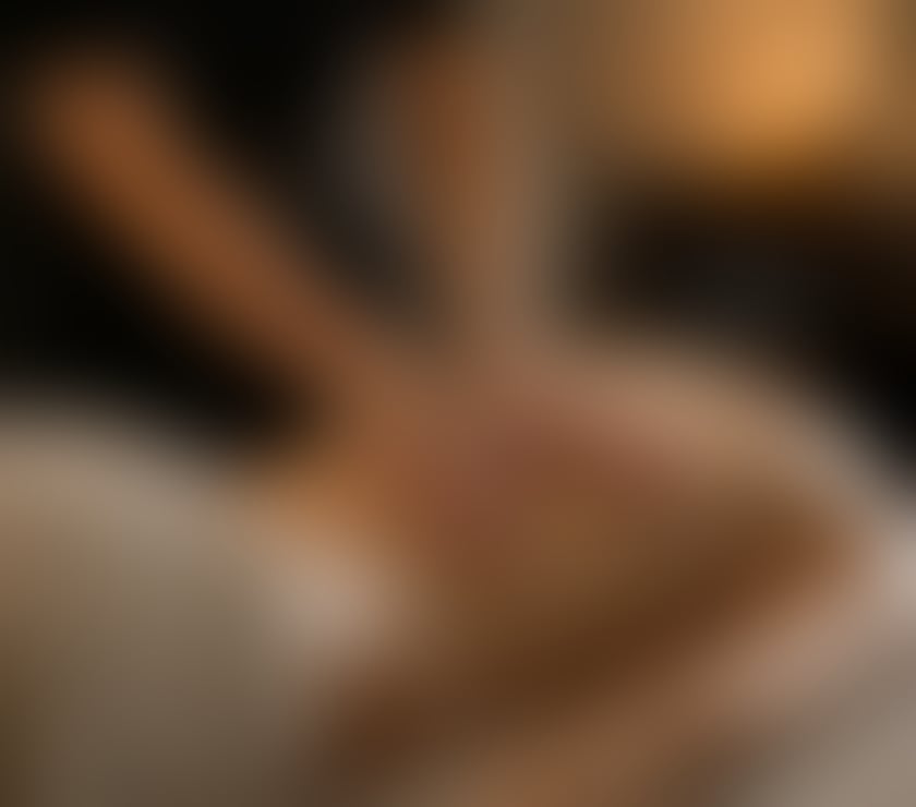  Escorts Banbury Cherwell - Photos for Relaxing Oil Massage + Intimate Touches — Ladies & Couples
