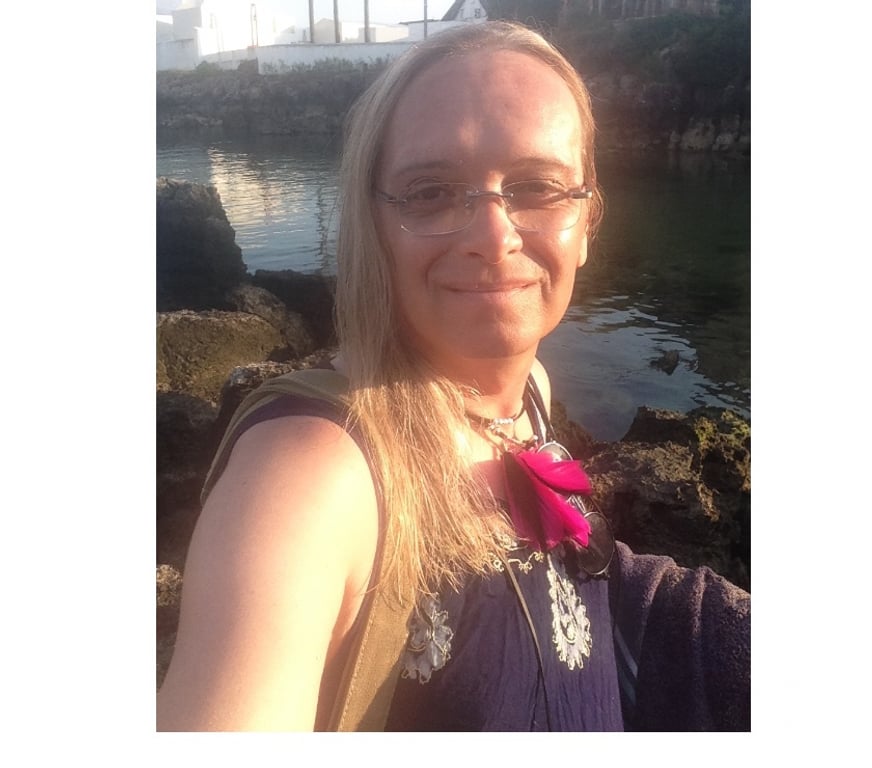Trans Escorts North Lanarkshire Motherwell - North Lanarkshire - Photos for Nympho Hollander in Glasgow Lanarkshire