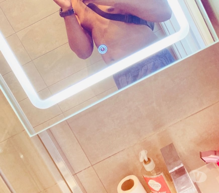 Escorts Essex Colchester - Photos for Confident, Friendly & Genuine Guy