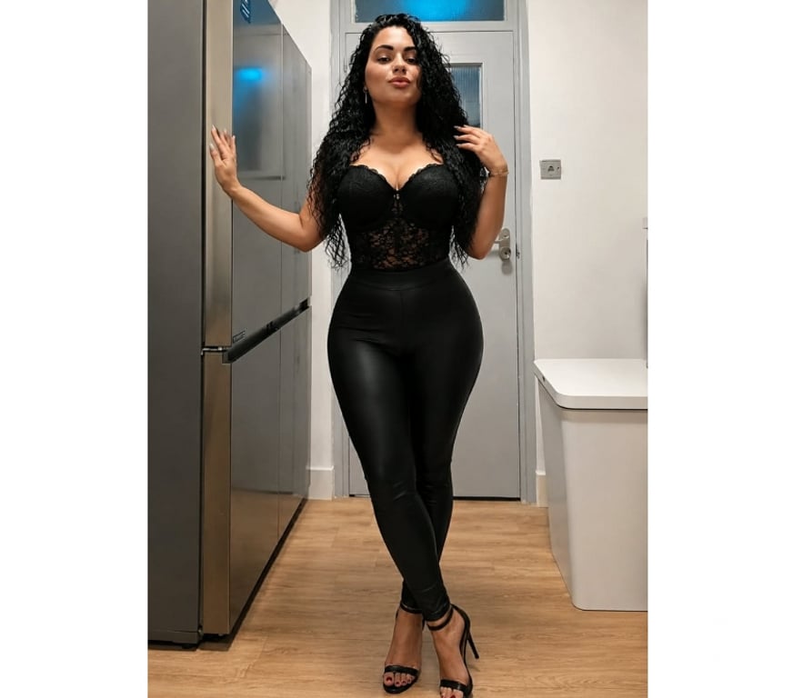 Escorts Devon Torbay - Photos for Hello new Alice xx
