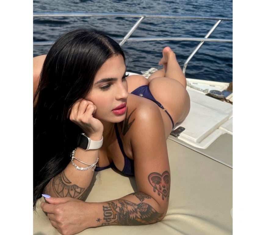 Escorts East London Upton Park - East London - Photos for 🔥 SEXY, IRRESISTIBLE AND HOT BRUNETTE JUST FOR YOU💋