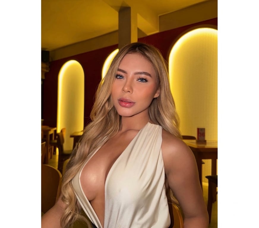 Escorts West London Acton Central Station - West London - Photos for 💯 REAL PIC 🔥 ATTRACTIVE GIRL FOR COMPANY 💋