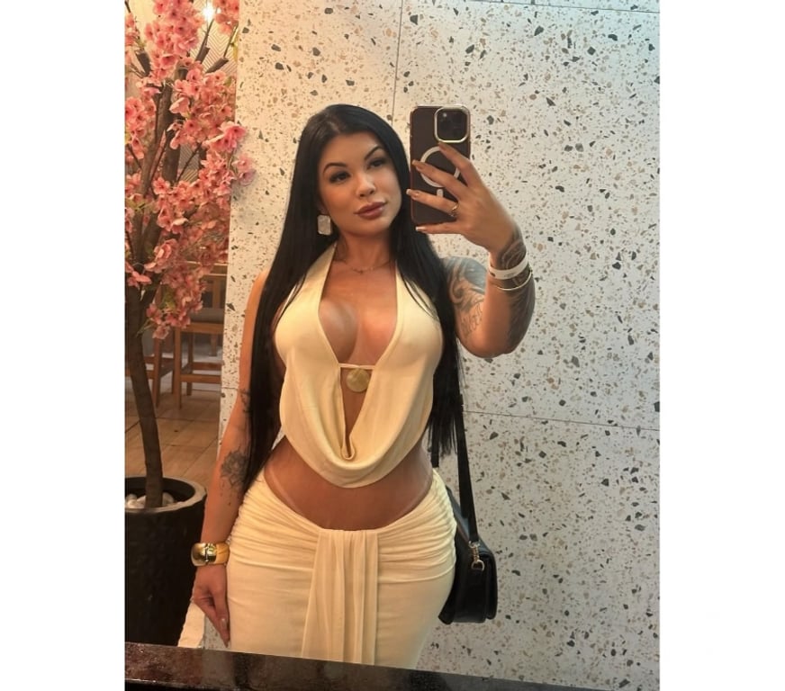 Escorts Oxfordshire Oxford - Photos for 🩷SWEET AND SEXY ANTONELLA🍑BUSTY GFE🩷
